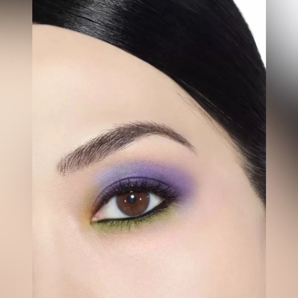 NIB!! Chanel LES 4 OMBRES #394 DIVINATION. Limited edition Fall-Winter 2024 - Picture 6 of 7